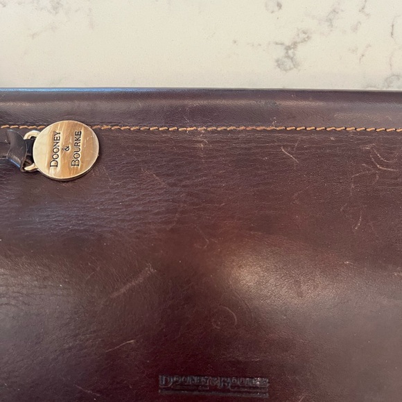 Dooney & Bourke Vintage Bubble Alto Mail Bag chocolate/espresso brown RARE! - Picture 3 of 8